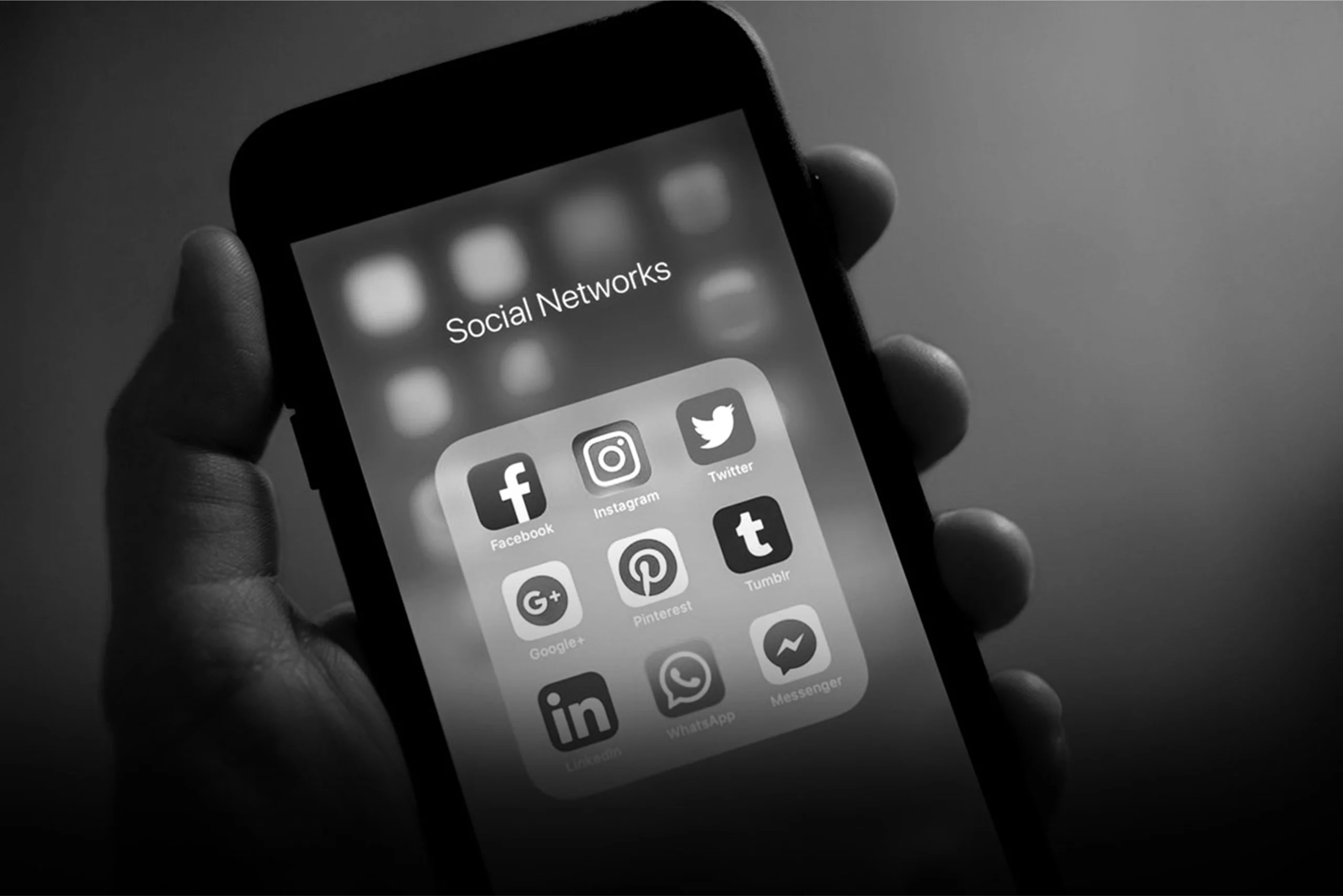 إدارة وسائل التواصل الاجتماعي